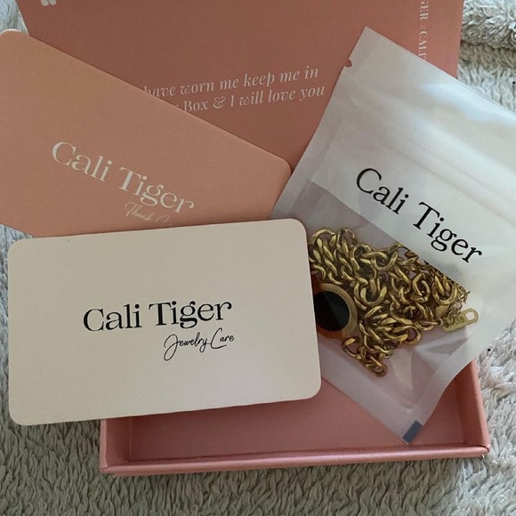 CaliTiger 14k gold PLATED necklace - Picture 6 of 7